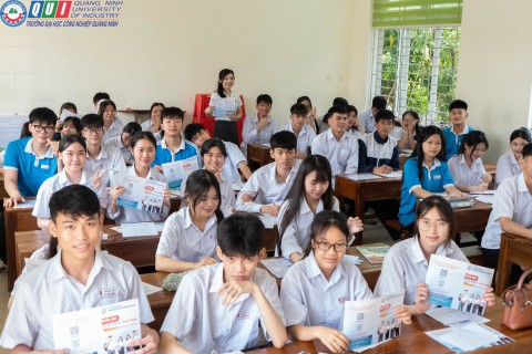 Siết chặt xét tuyển học bạ: Vai trò môn học nền tảng được đặt lên hàng đầu